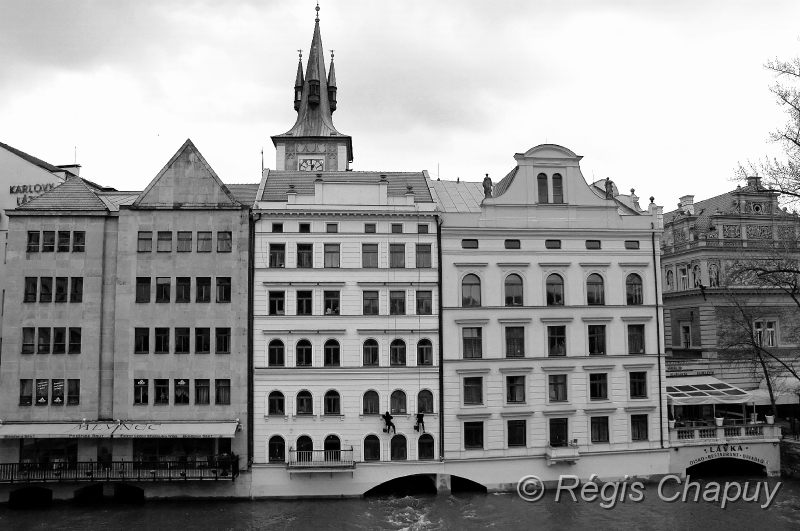 Pragues (3).jpg